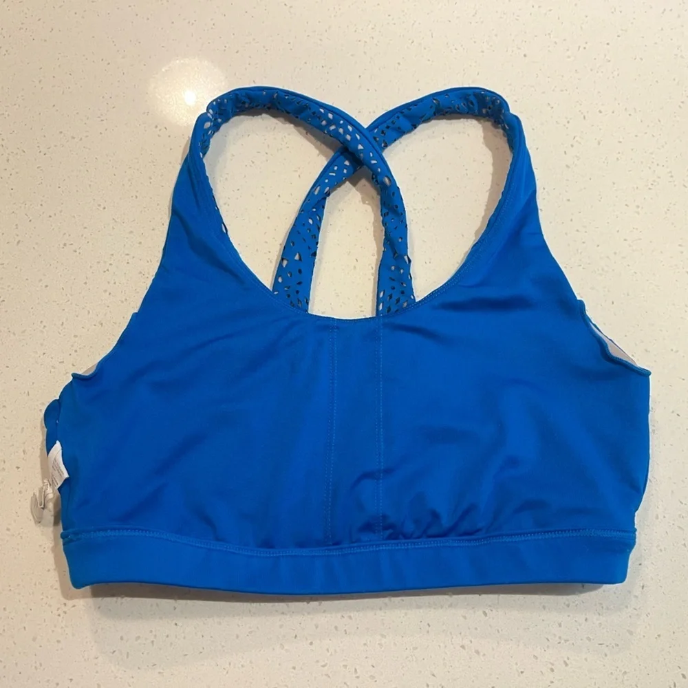 ALO Yoga | Patina Laser Cut Sports Bra in Blue Size Small